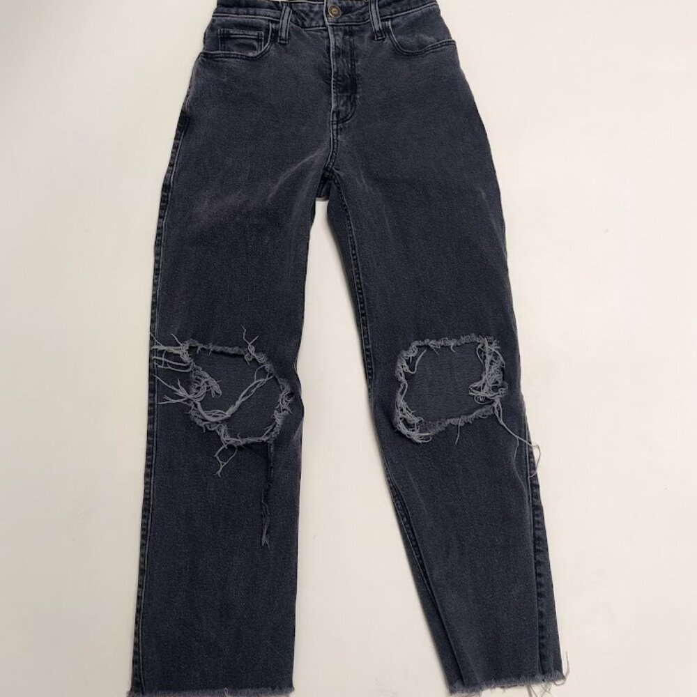 Women's Hollister size 24R distress black denim jeans